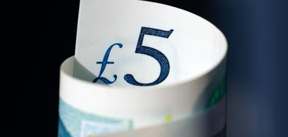 Best £5 Deposit Casinos & Bonuses in the UK for May 2024